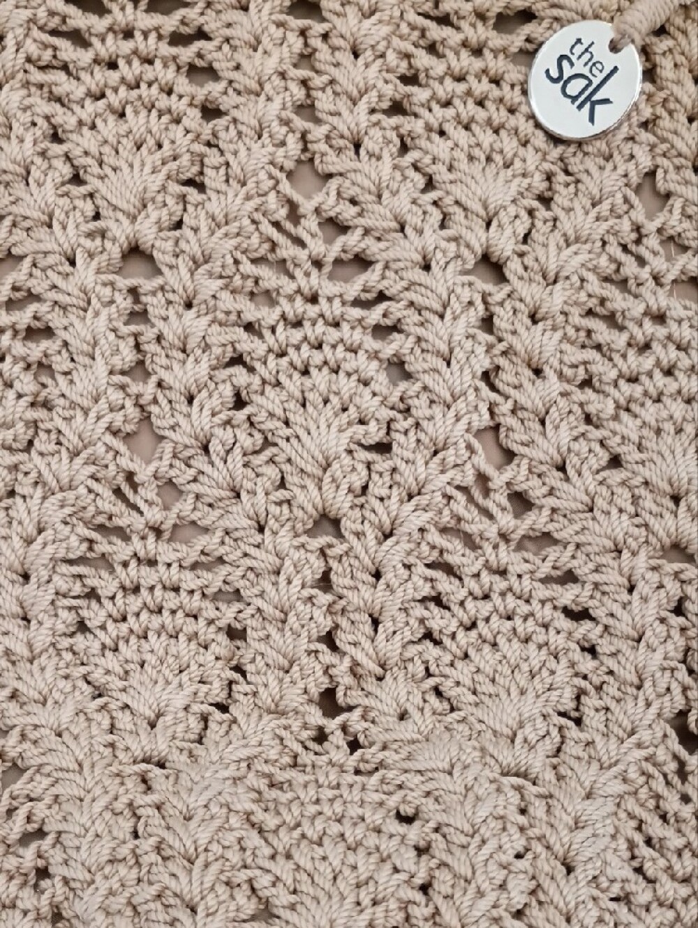 The Sak Crochet Tote Bag in Beige Like New Unique Crochet Pattern - Picture 3 of 9